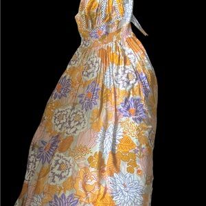 Bohemian long flowing dress. Size medium no brand. Ties in open back.